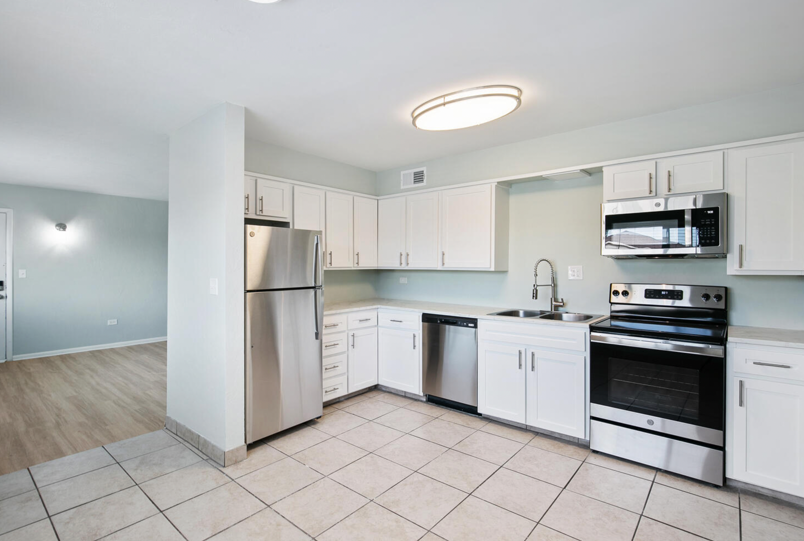 Lakewood Condo: 1210 Pierce Street