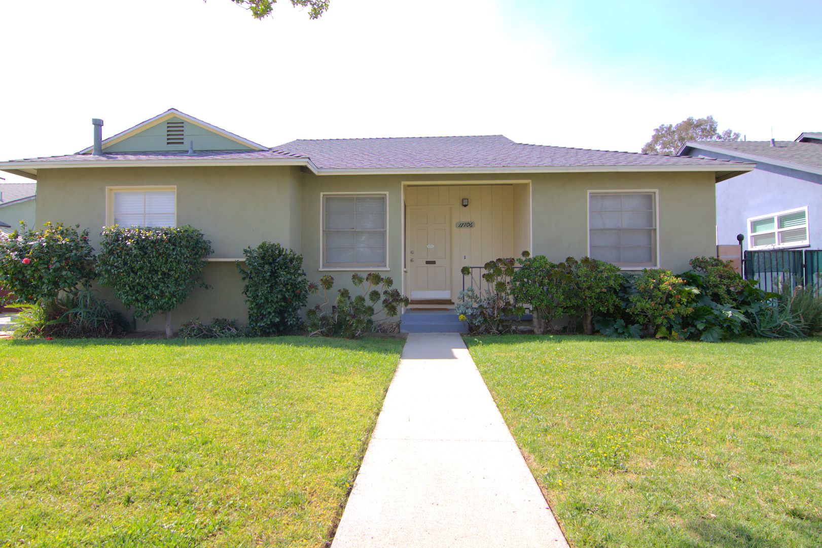 Van Nuys House: 17106 Willard St