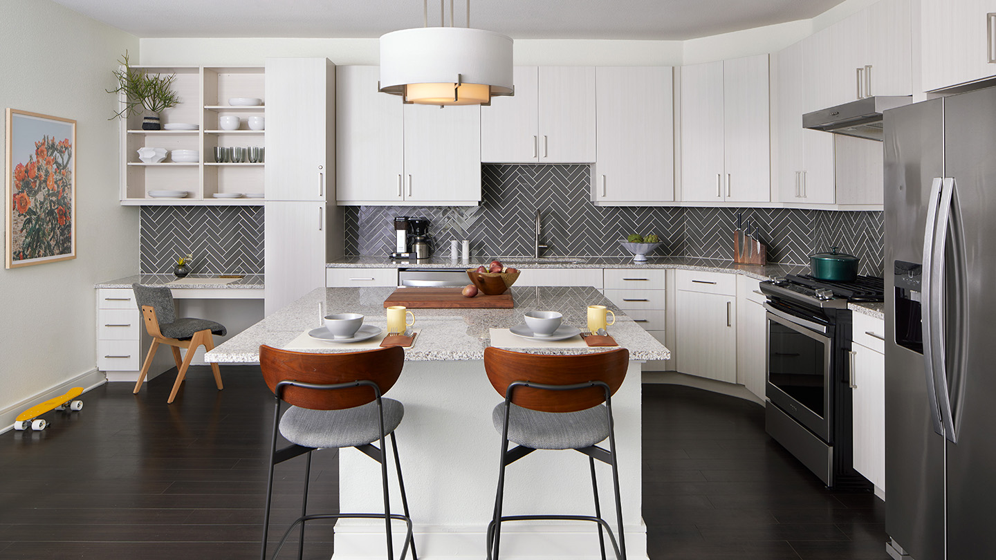 Austin Condo: 1610 E 6th St