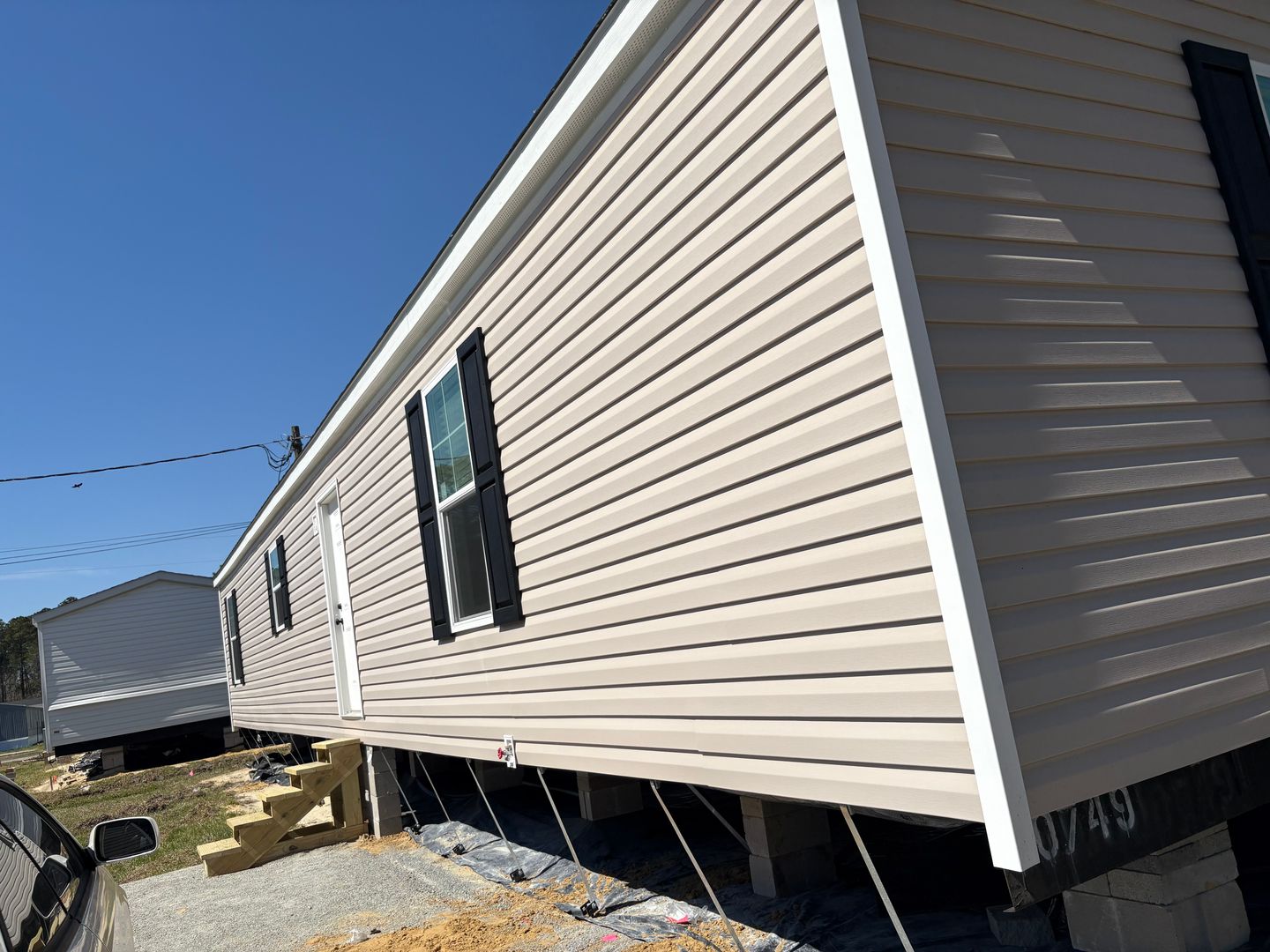 Hubert House: 139 Hubert Blvd.