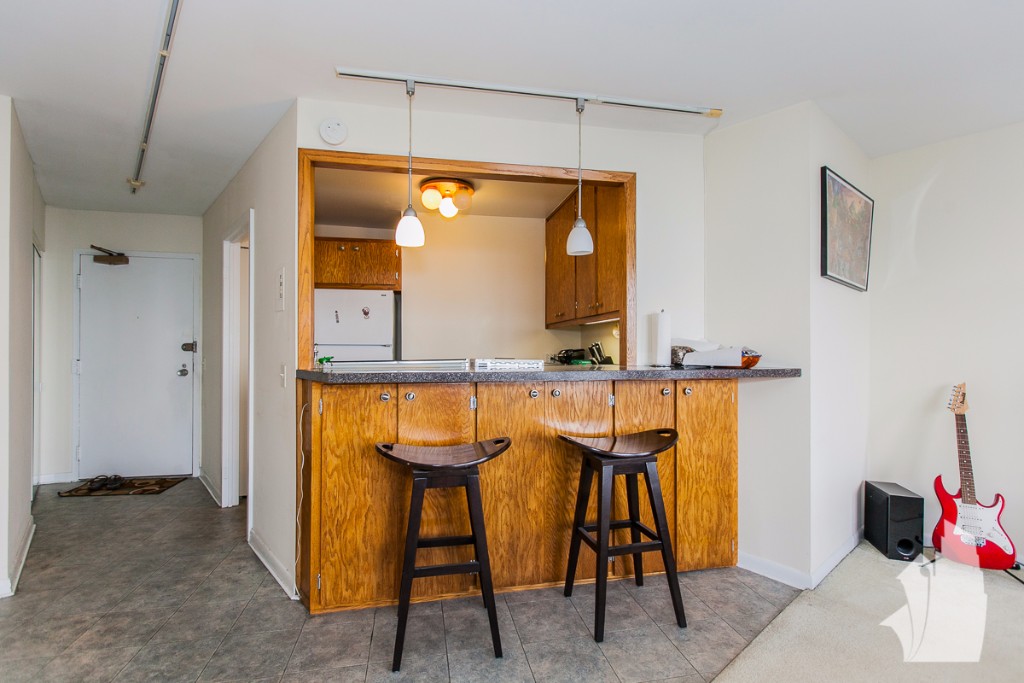 Chicago Condo: 5415 North Sheridan Road