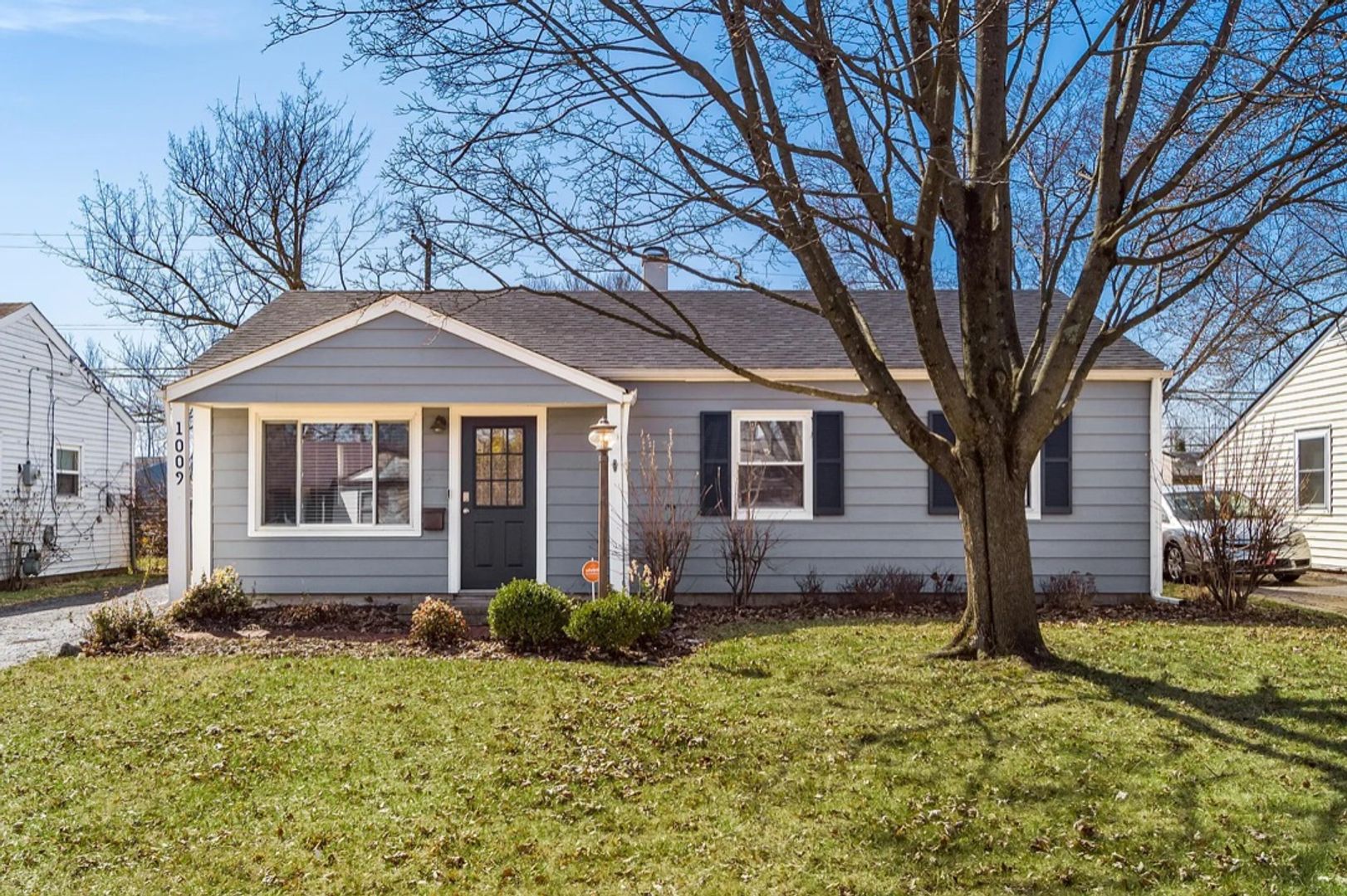 Columbus House: 1009 Minerva Avenue