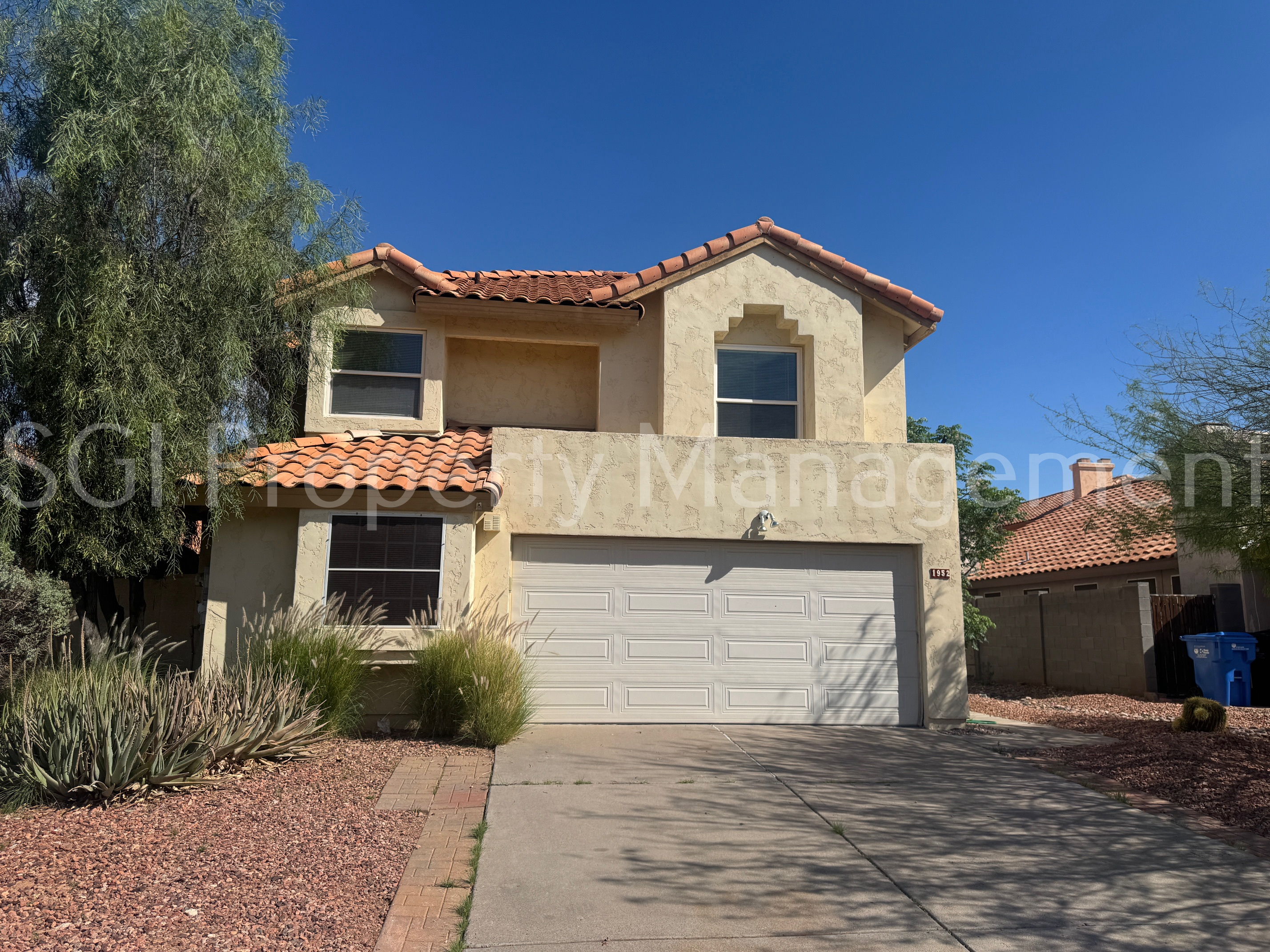 Phoenix House: 1952 E Rosemonte Dr