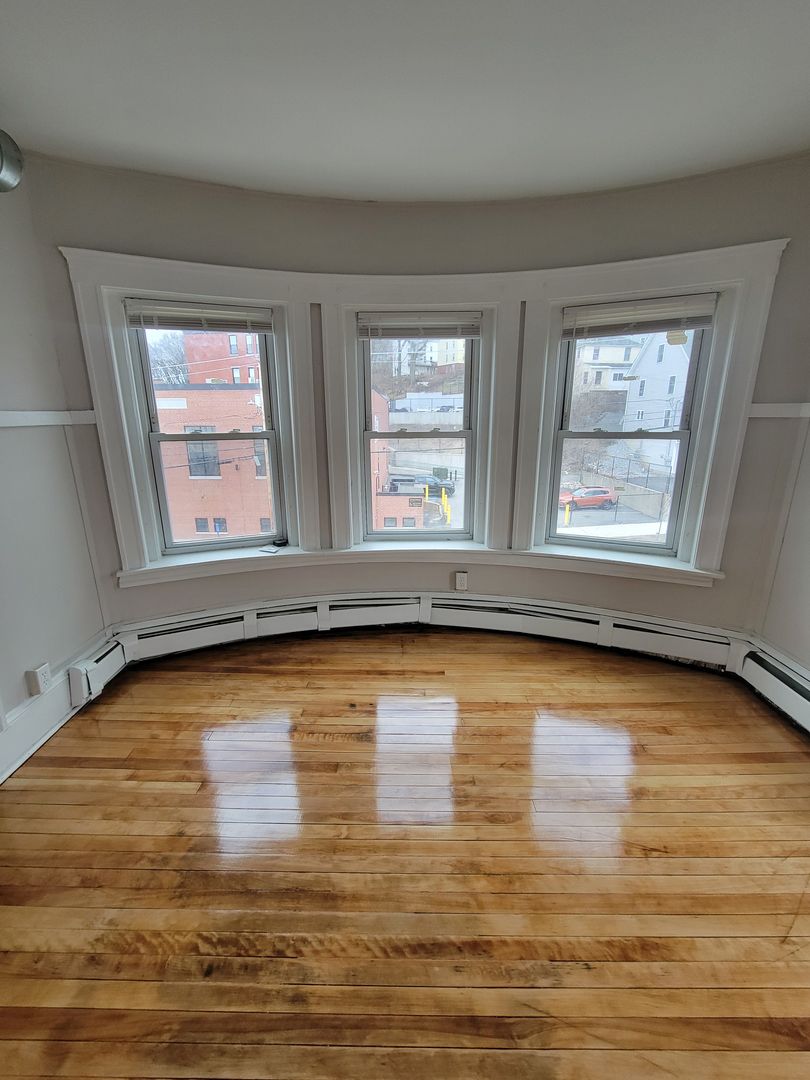 Haverhill Condo: 15 Broadway