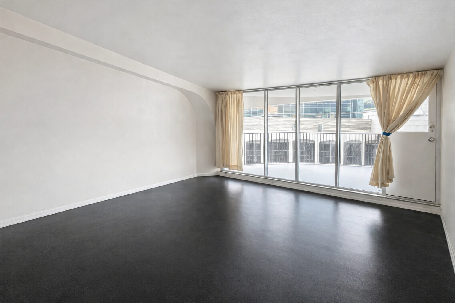 Chicago Condo: 300 North State