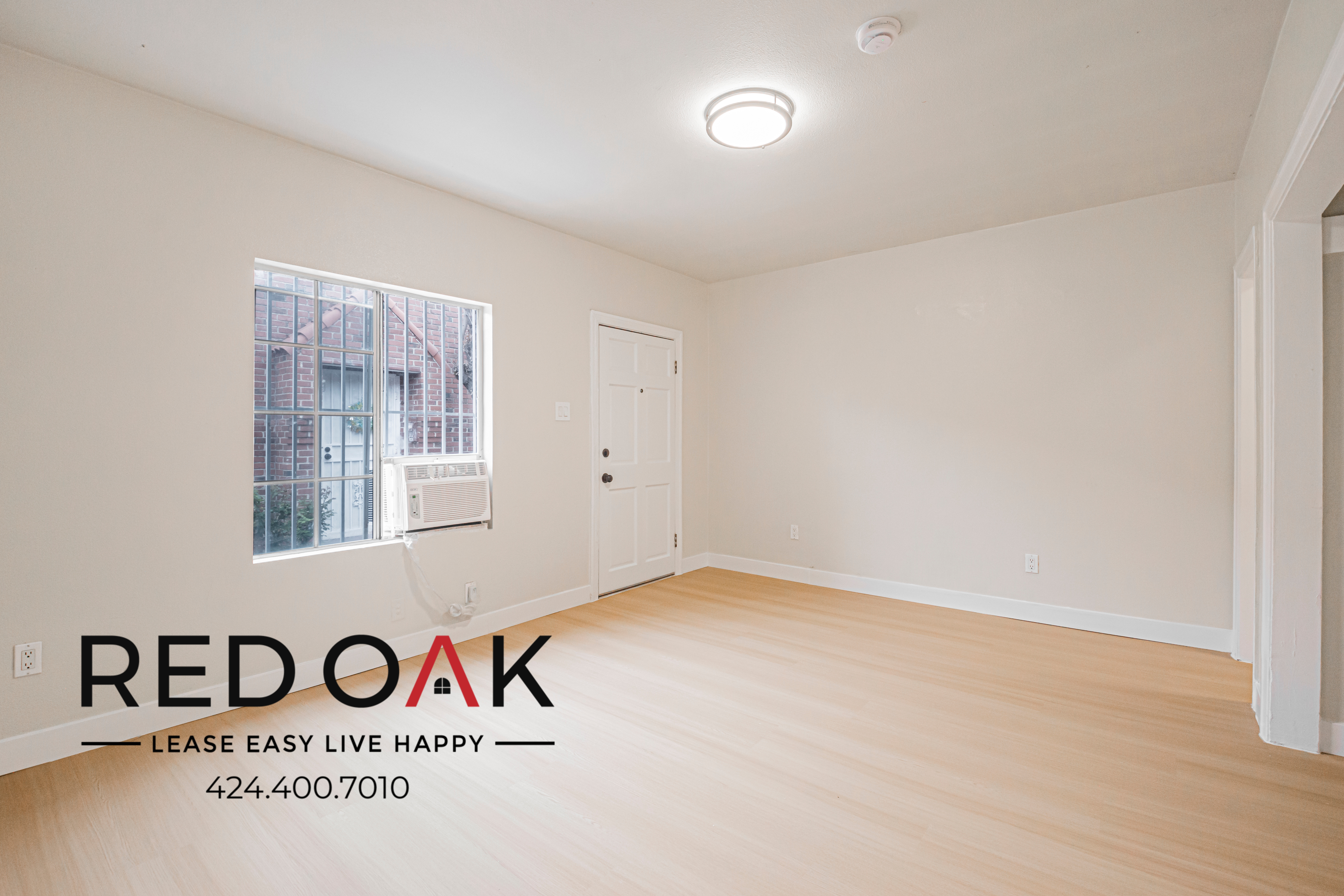 Los Angeles Condo: 638 E 82nd St