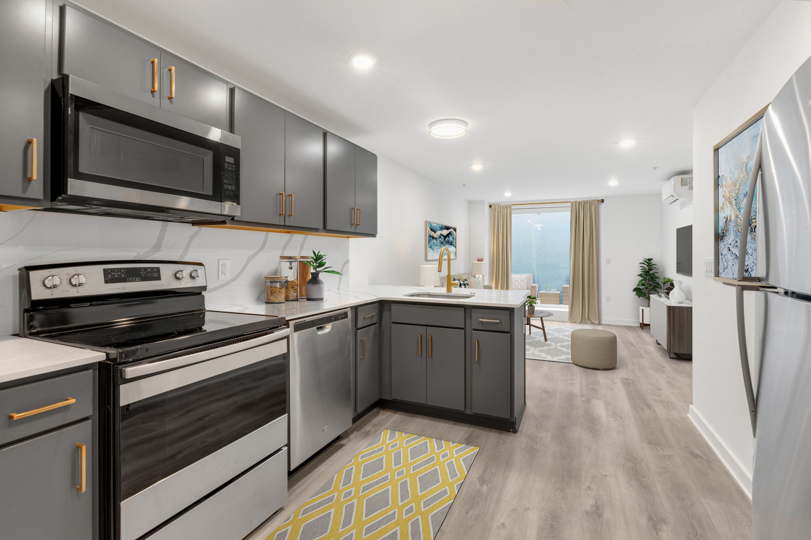 Philadelphia Apartment: 2046 E Lehigh Ave