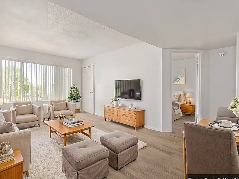 Phoenix Condo: 222 E Cody Dr