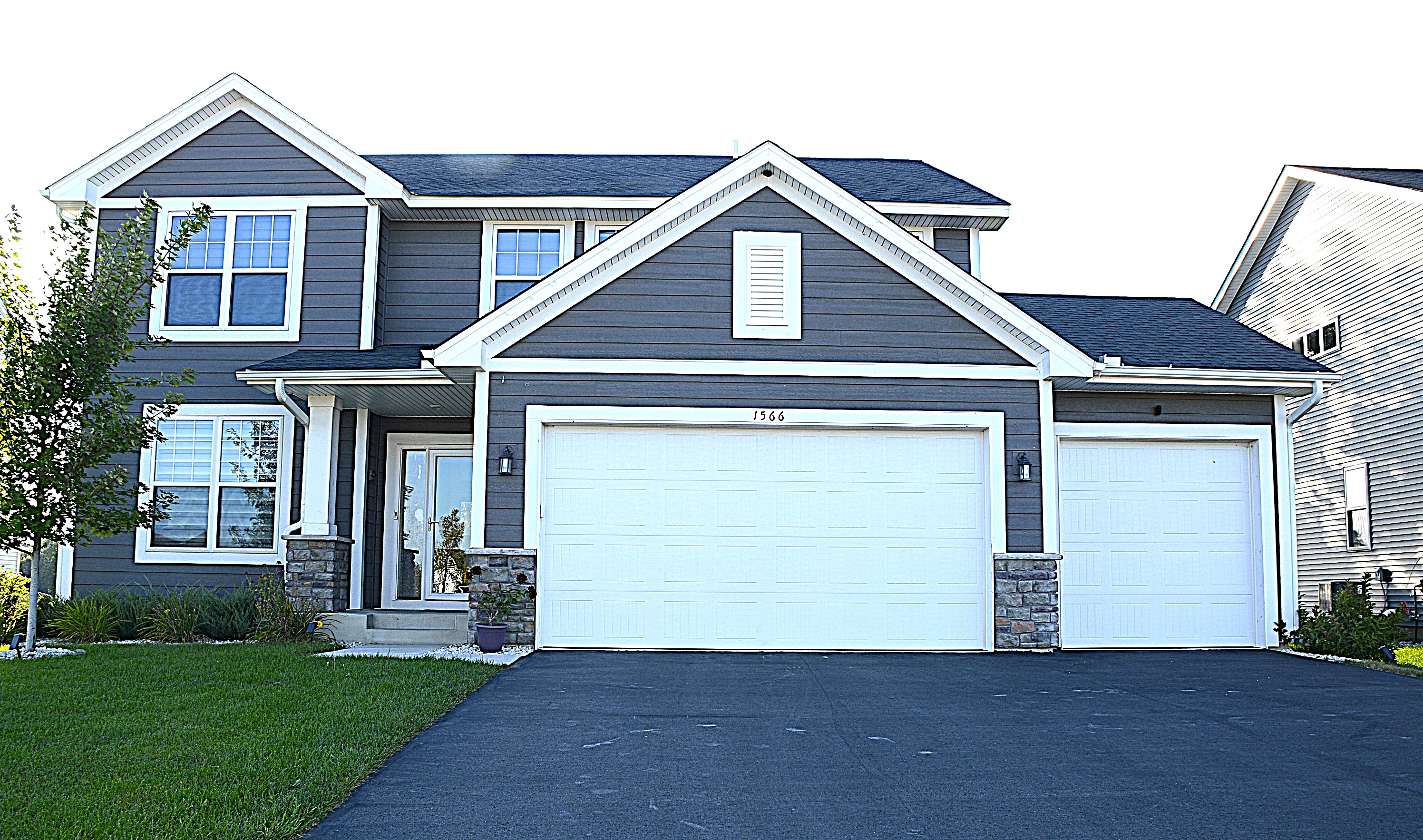 Carver House: 1566 Edgebrook Ln