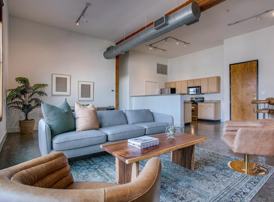 Dallas Condo: 2502 Live Oak