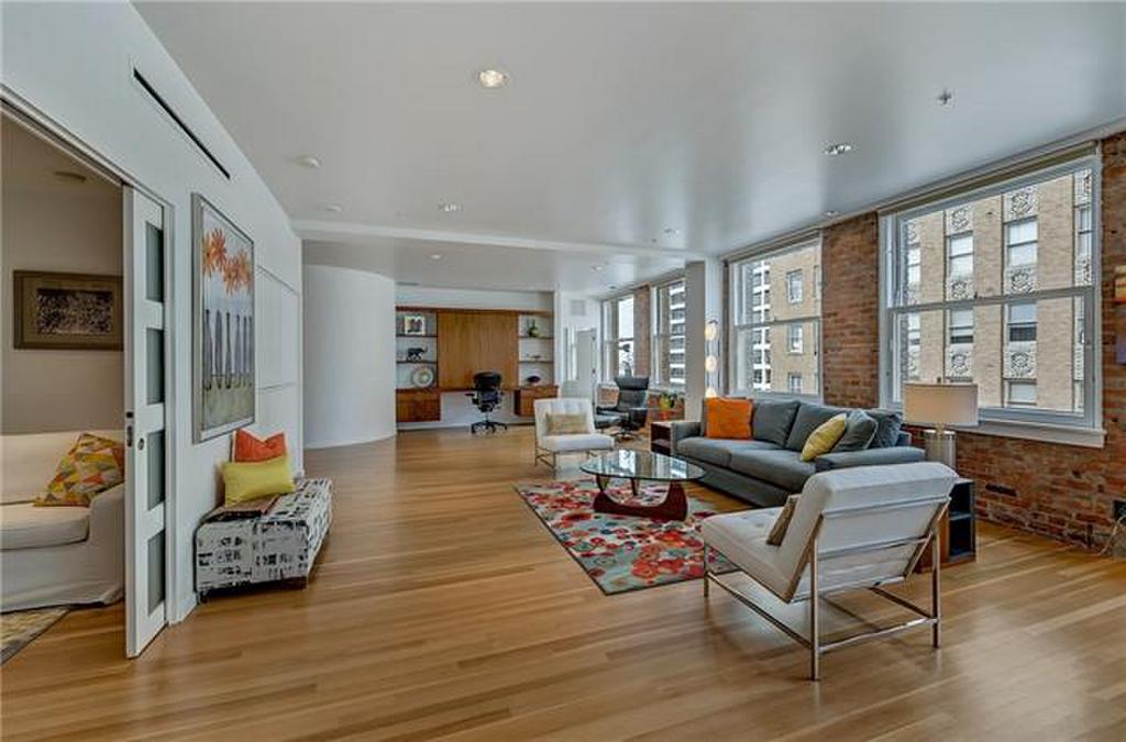 Fort Worth Condo: 411 West 7th