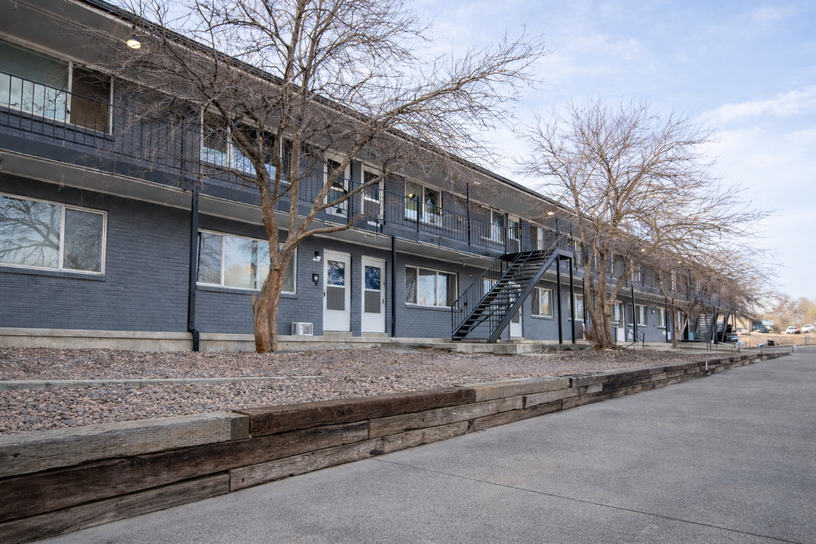 Lakewood Apartment: 5275 W 1st Ave