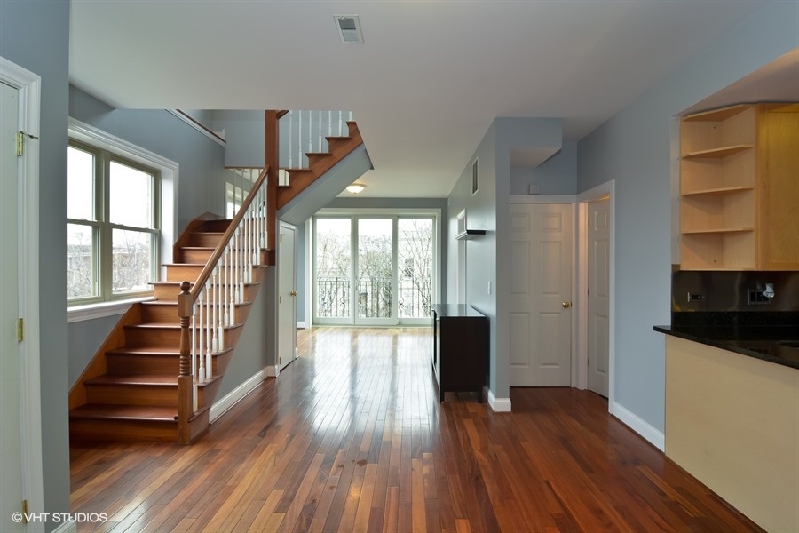 Chicago Condo: 1540 North Claremont