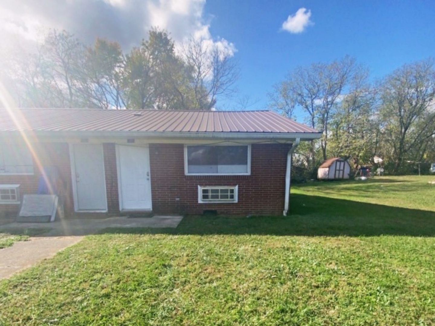 Morristown House: 1623 Jefferson St