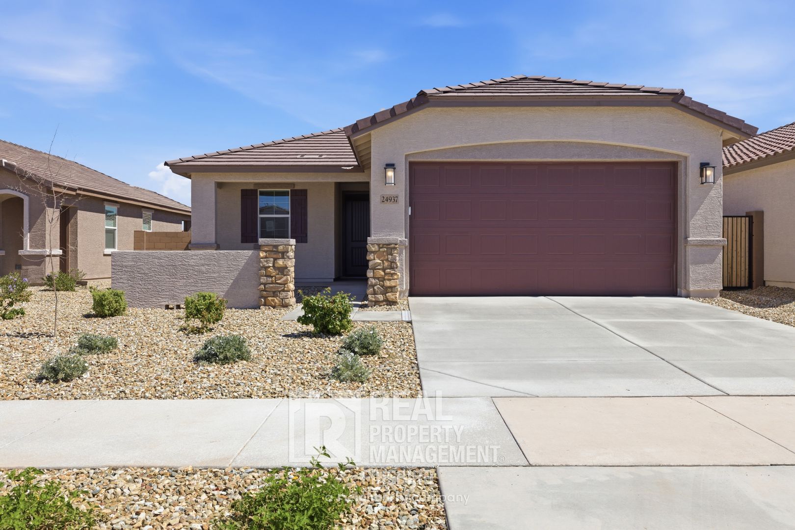 Surprise House: 24937 N 167th Dr