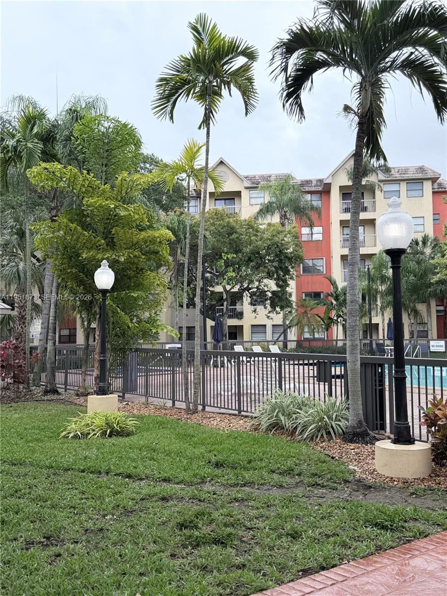 Doral Condo: 8160 Geneva Court