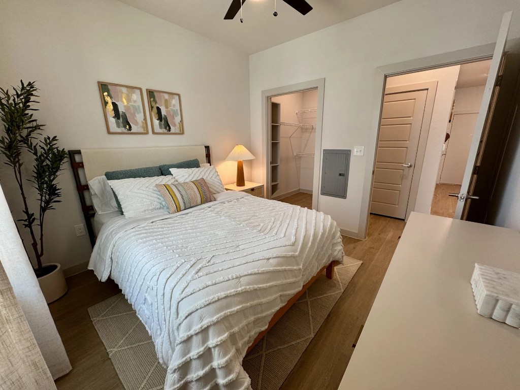 Kyle Condo: 320 Goll Street