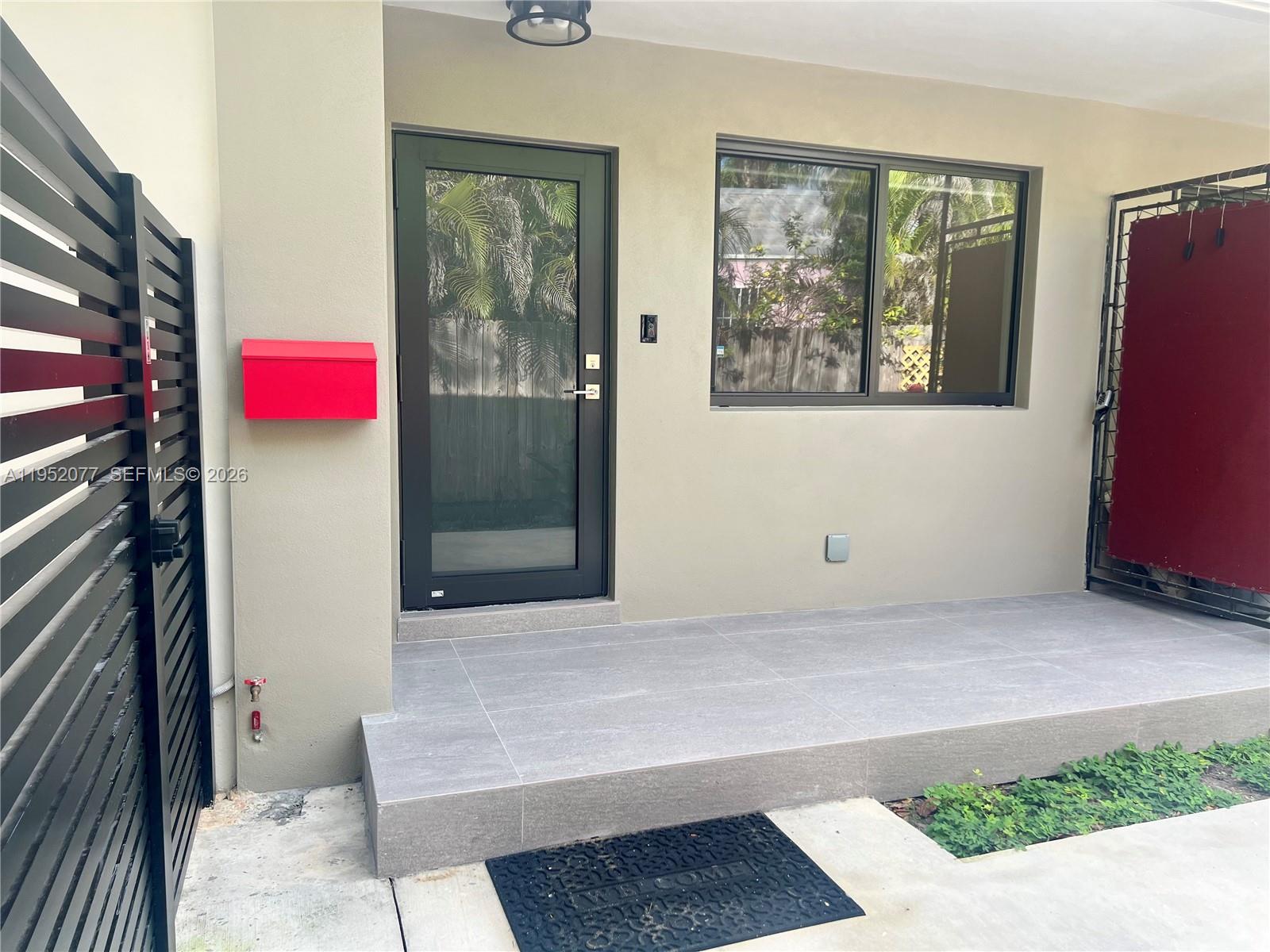 Miami Condo: 3532 Thomas Avenue