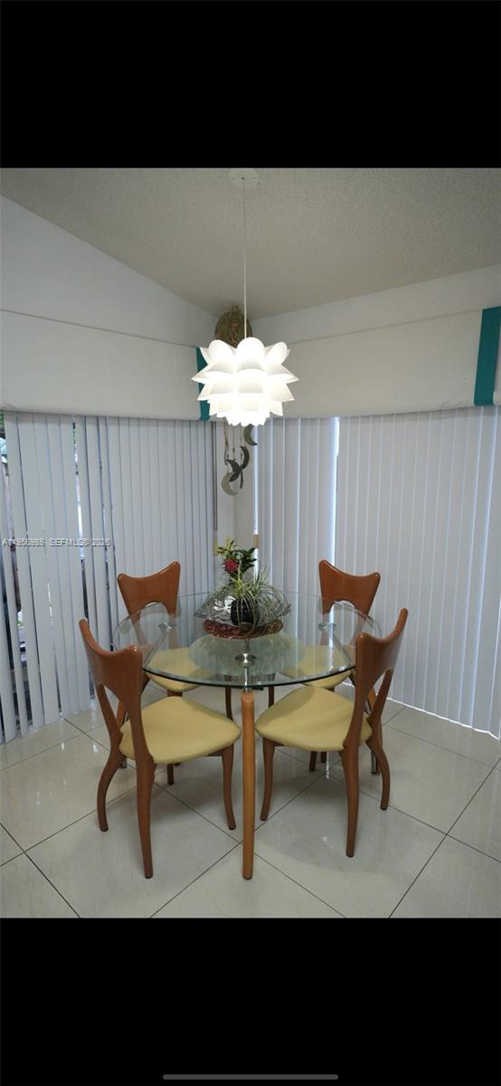 Miami Condo: 16817 Southwest 90th Street
