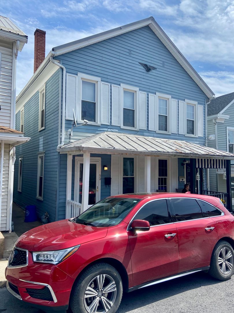 Lewistown House: 50 Central Ave