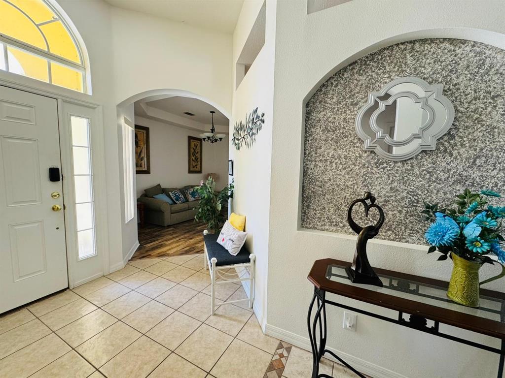 Davenport Condo: 400 Montara Drive