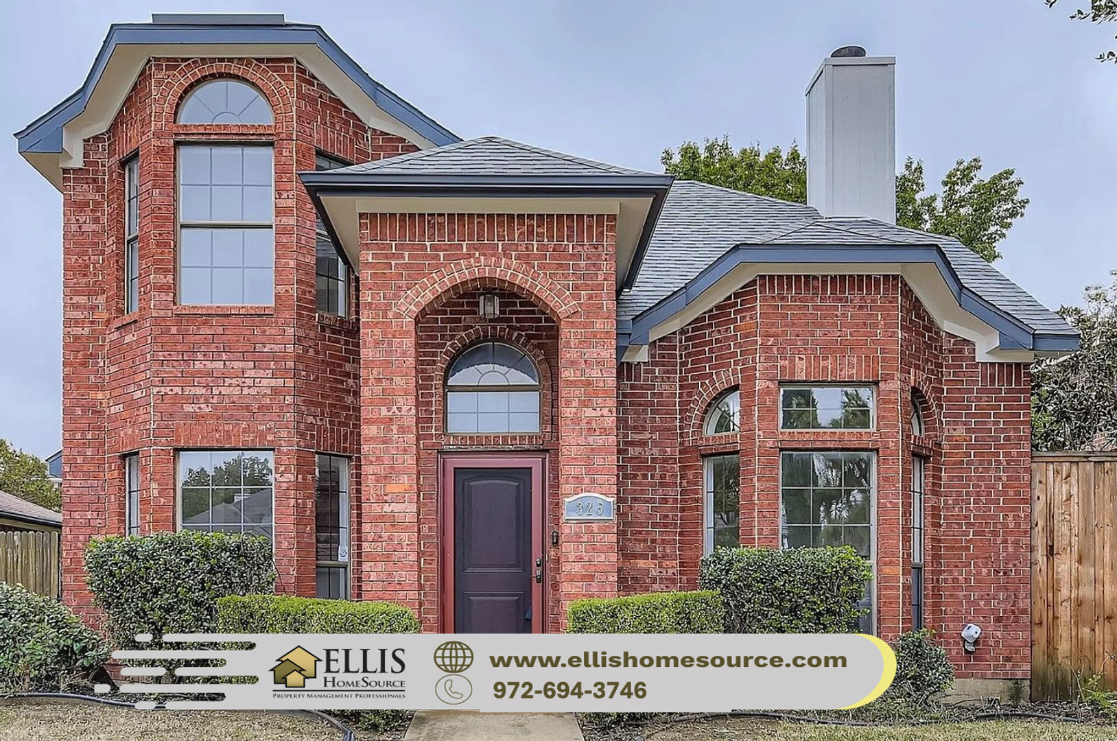 Coppell House: 325 Leisure Lane