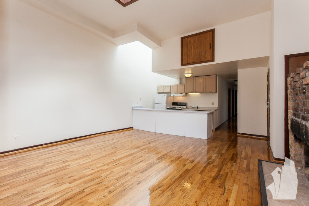 Chicago Condo: 2523 North Lincoln Avenue