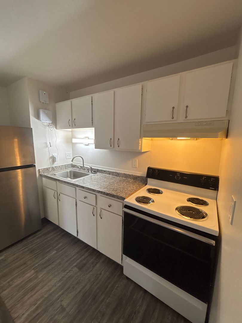 Colorado Springs Apartment: 3735 E La Salle St