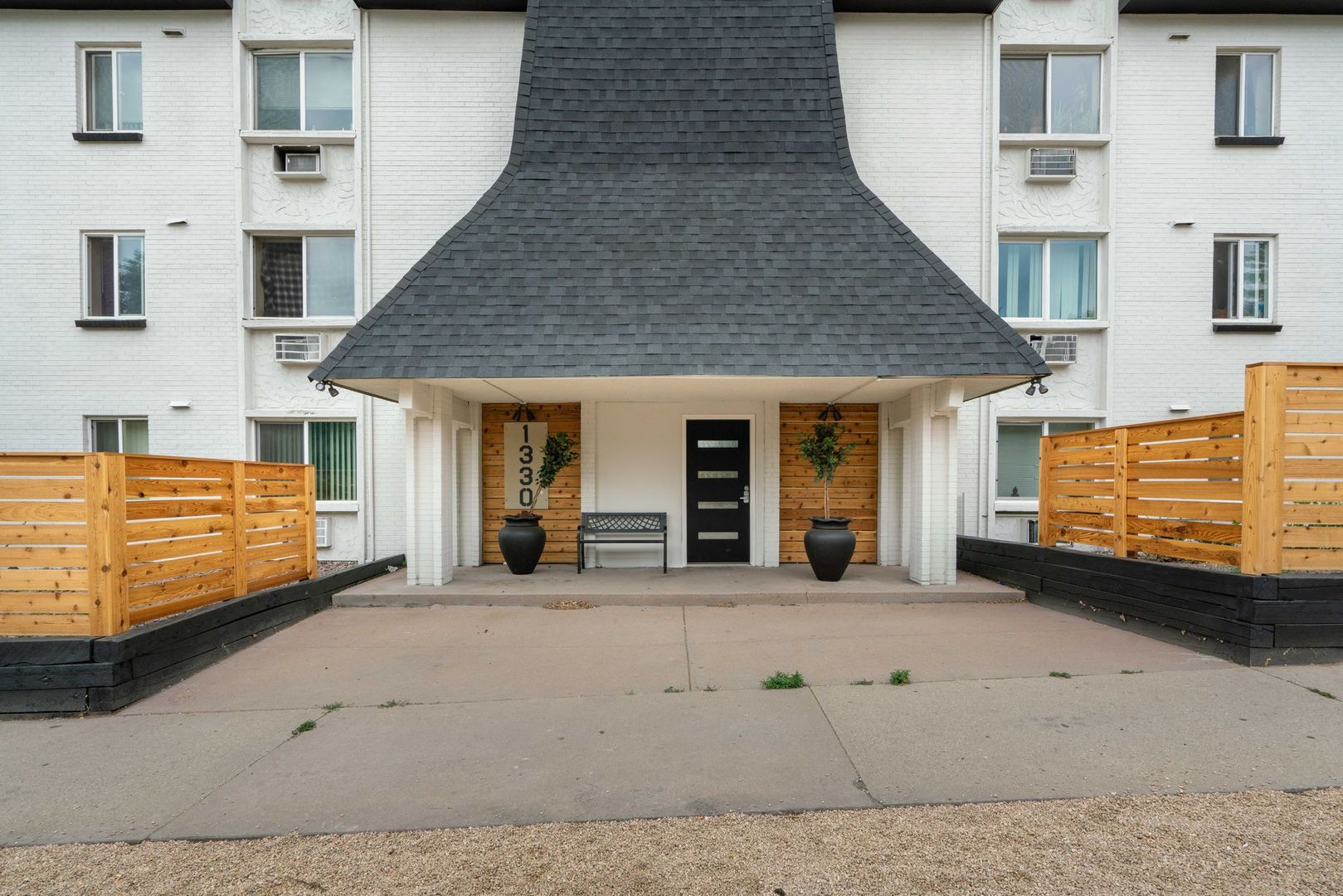 Denver Apartment: 1330 W Mississippi Ave