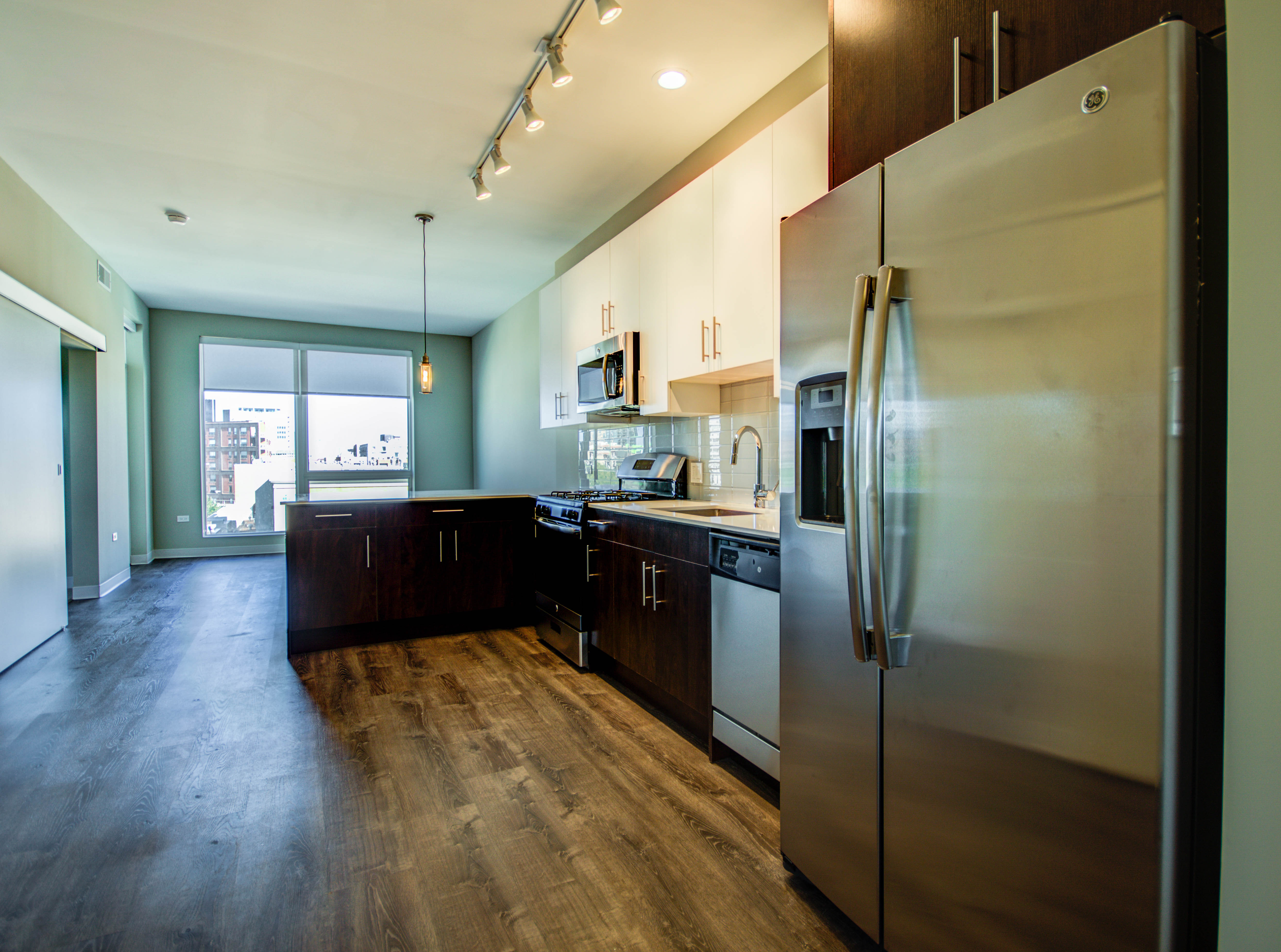 Chicago Condo: 851 West Grand