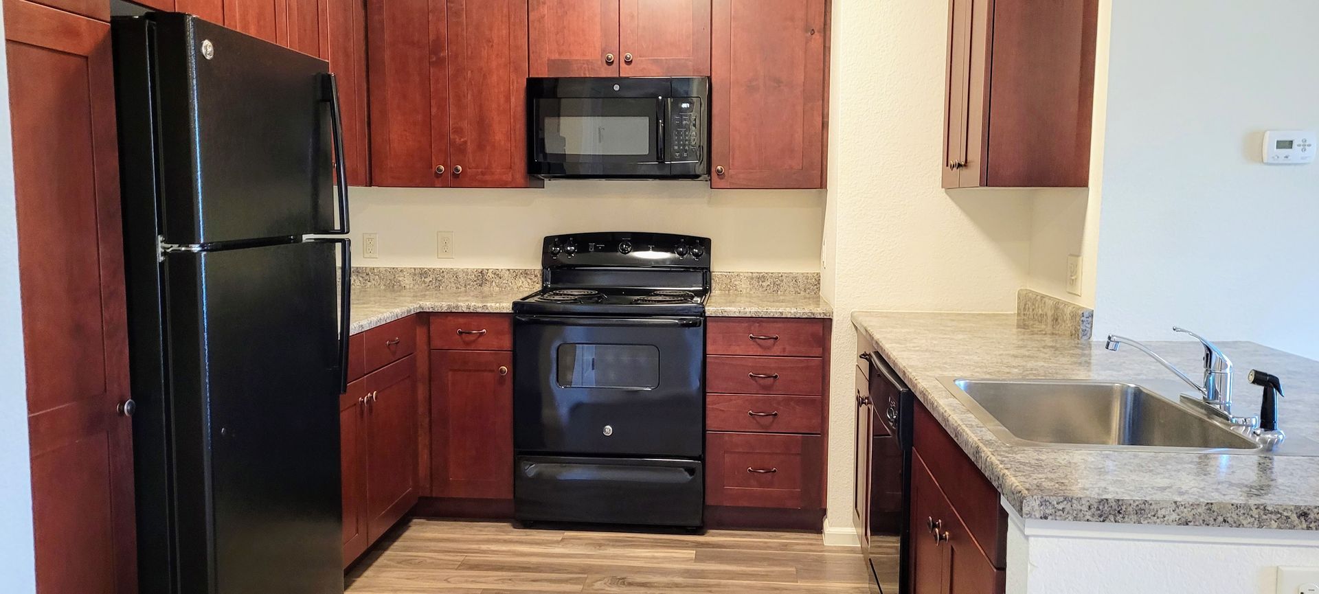 Lakewood Apartment: 1230 Pierce St