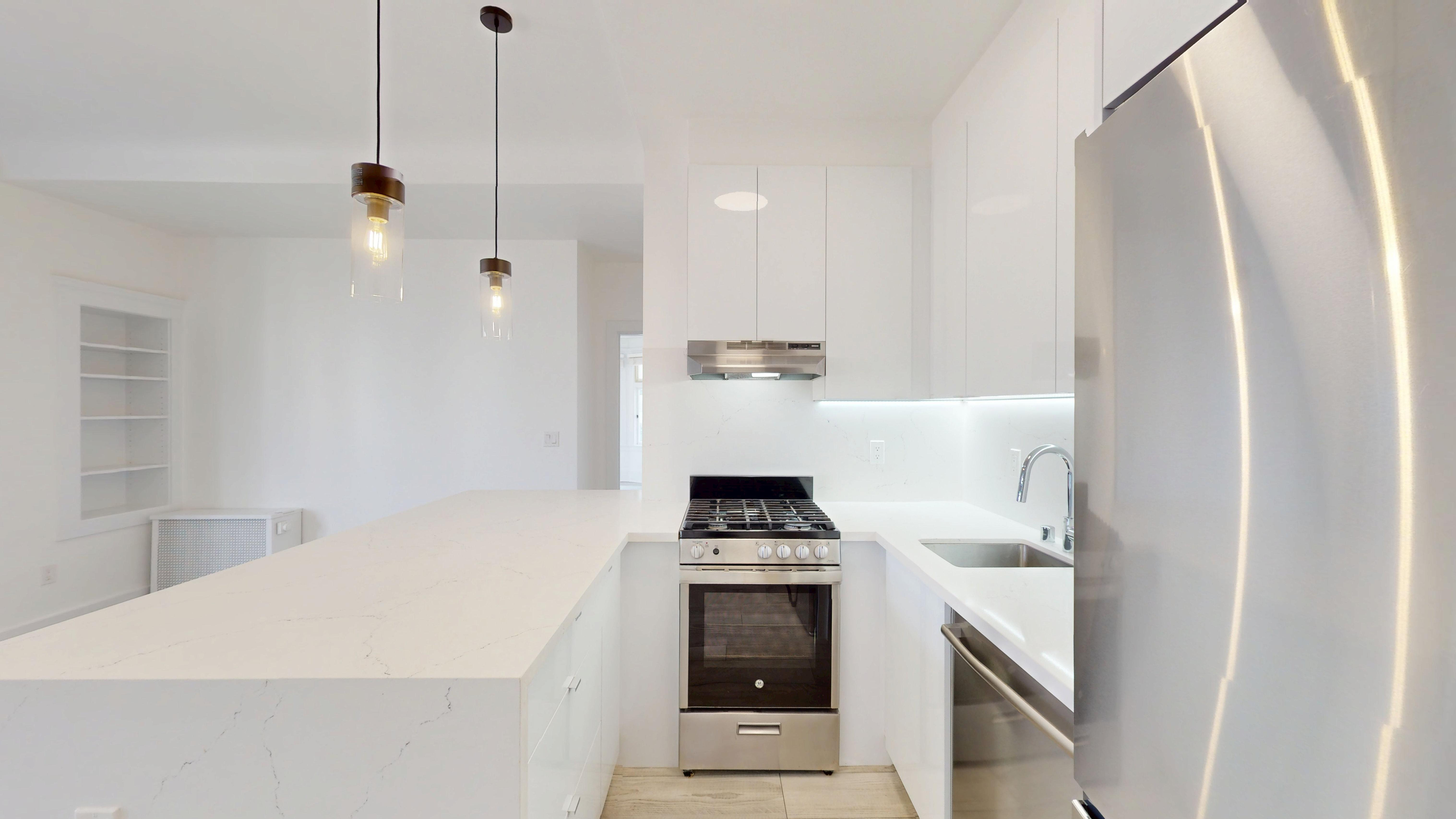 San Francisco Condo: 2355 Polk St