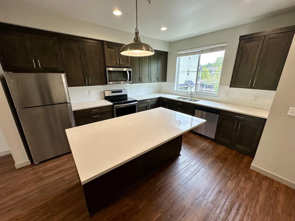 Sherwood Apartment: 15790 SW Oregon St