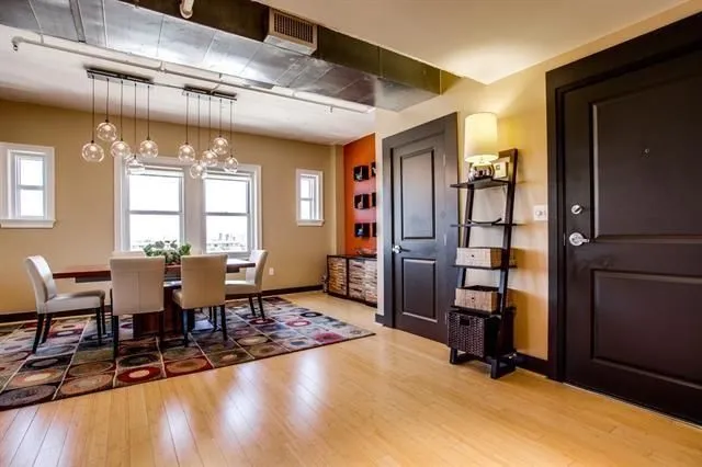 Dallas Condo: 329 E. Colorado