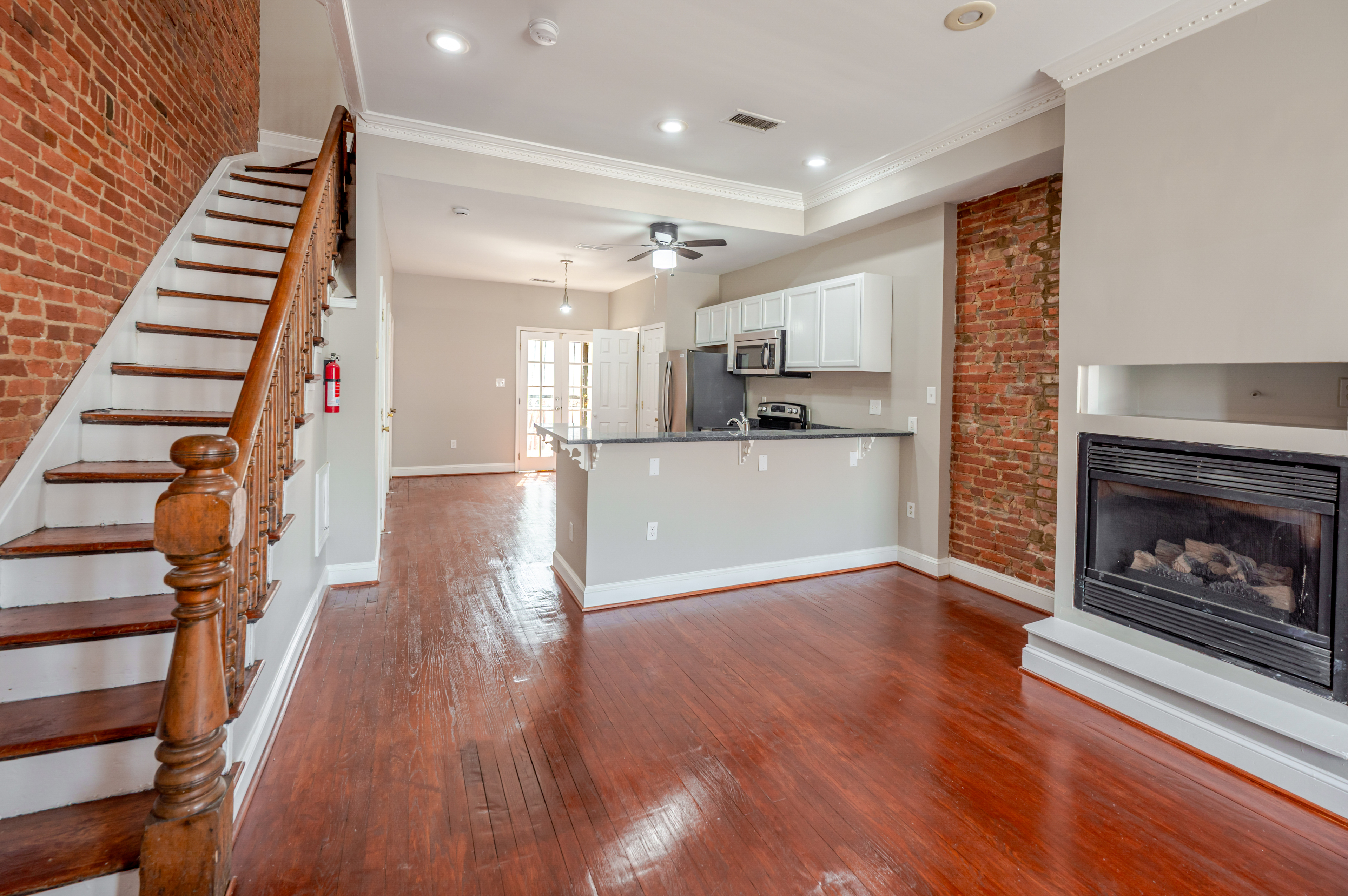 Washington Condo: 408 Rhode Island Ave NW