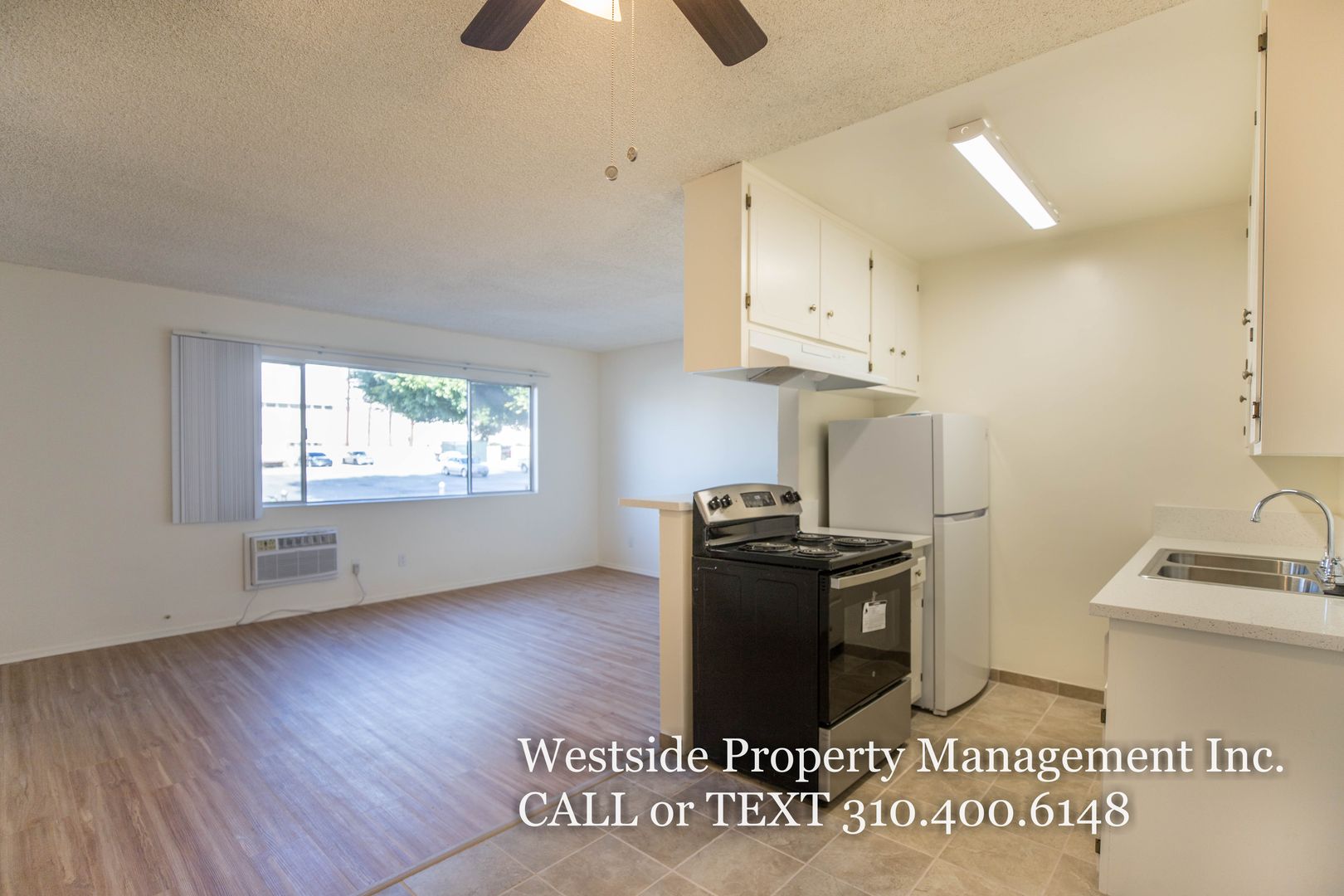 Los Angeles Apartment: 11360 Iowa Ave