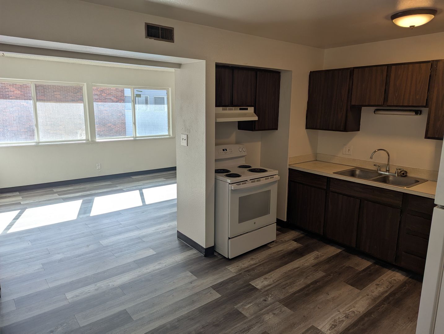 Rock Springs Condo: 915 Walnut St Building D