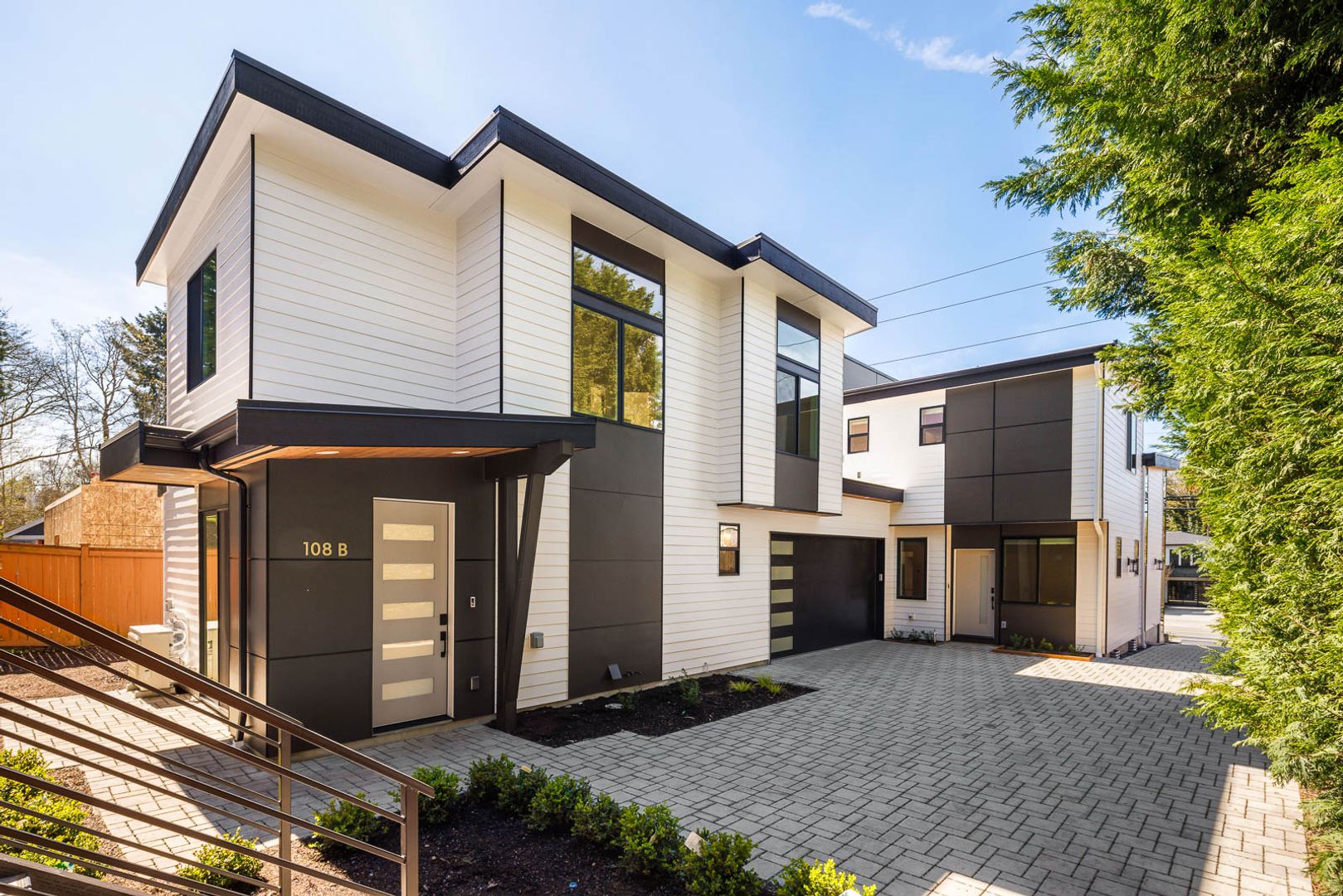 Kirkland Townhome: 108 6th St S
