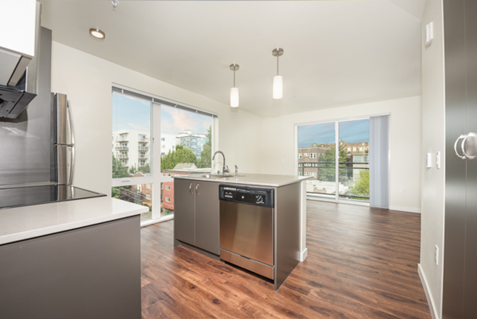 Seattle Apartment: 403 Belmont Ave E