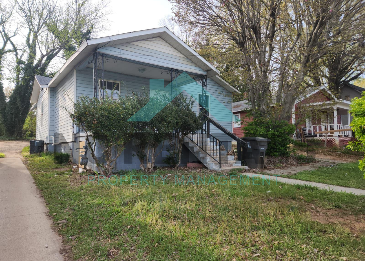 Winston-Salem House: 114 N Jackson Ave