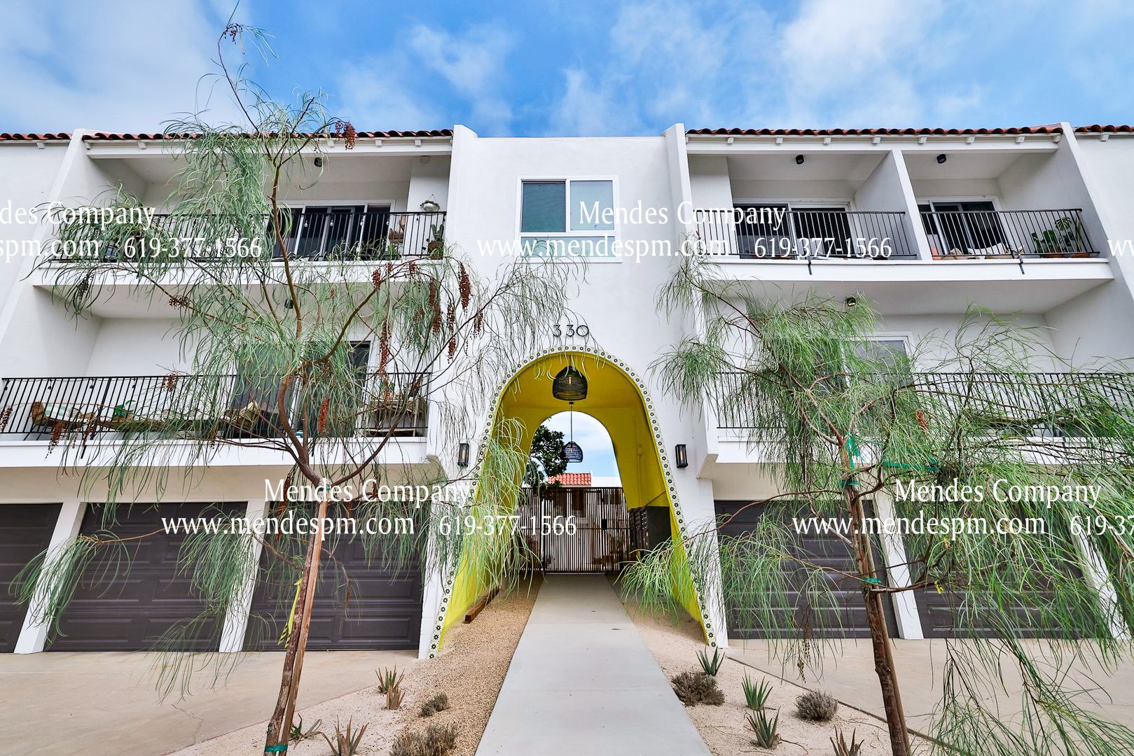 Oceanside Condo: 330 South Horne Street