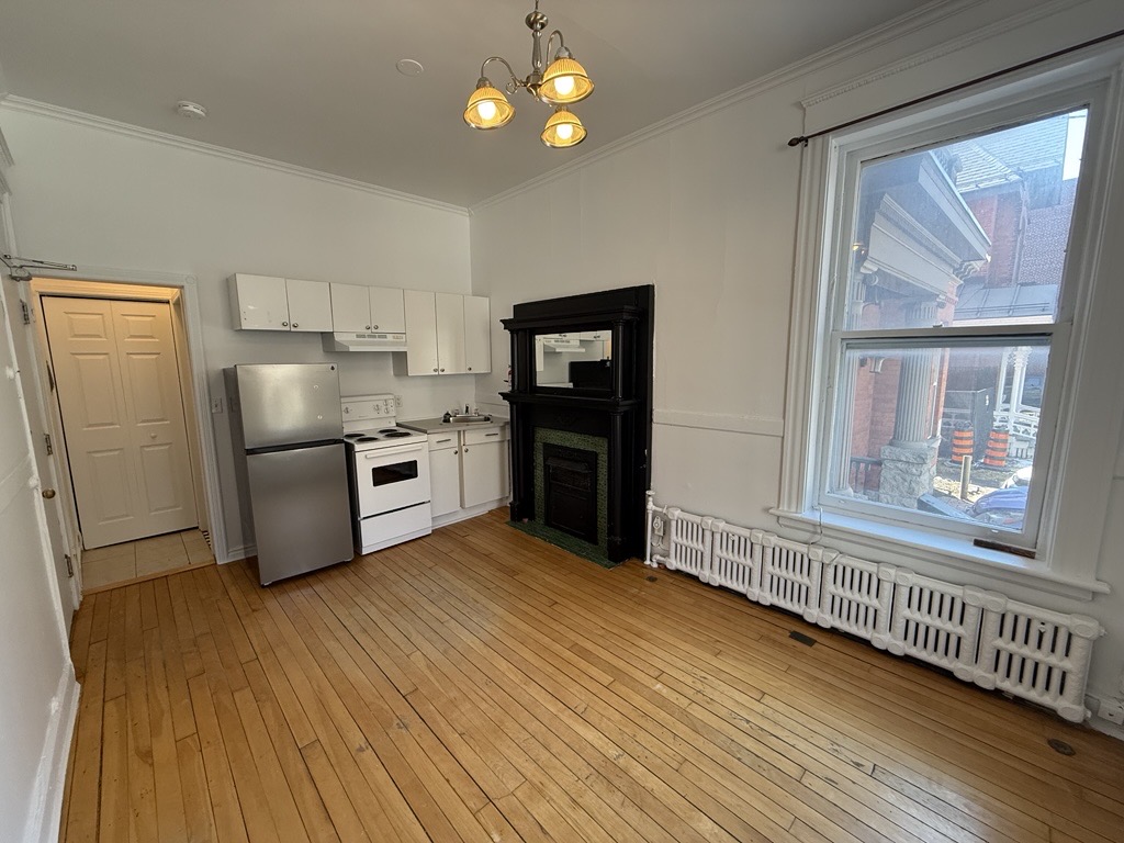 Ottawa Condo: 320 Cooper St
