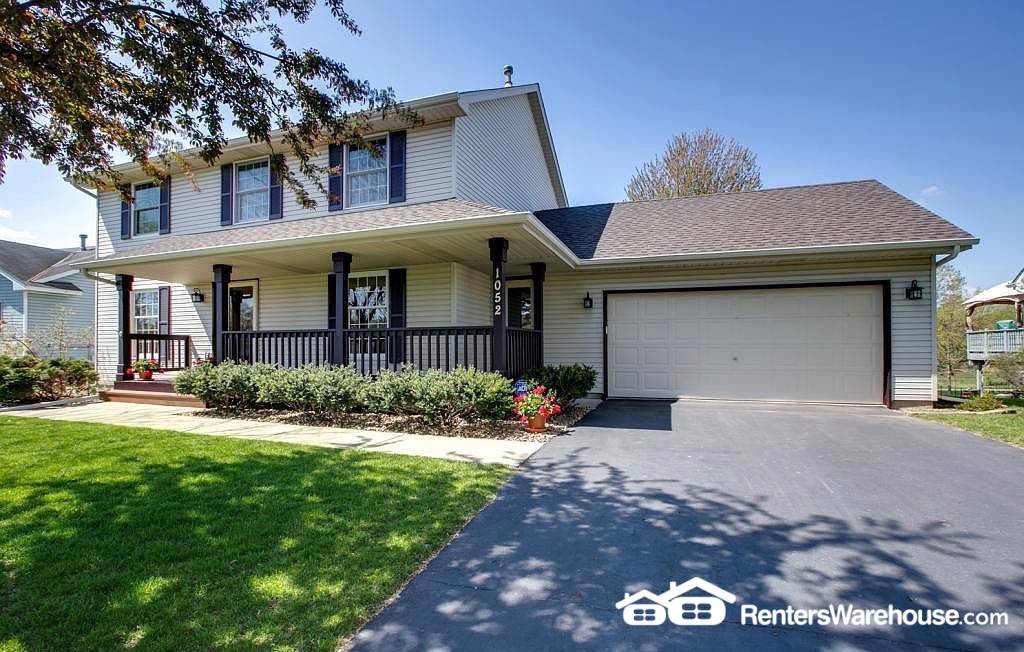 Woodbury House: 1052 Briar Glen Ln