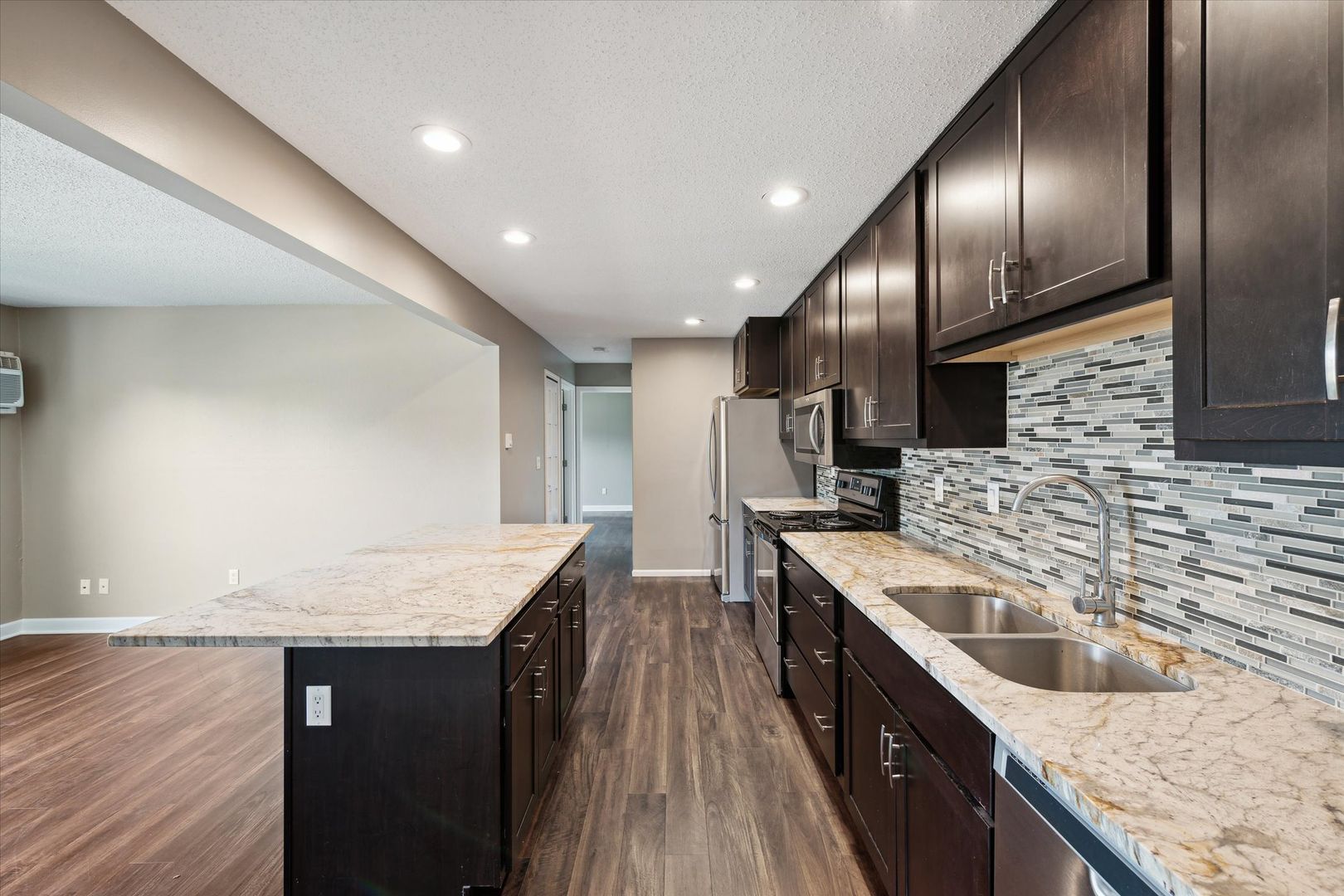 Toledo Apartment: 4109 Harvest Ln