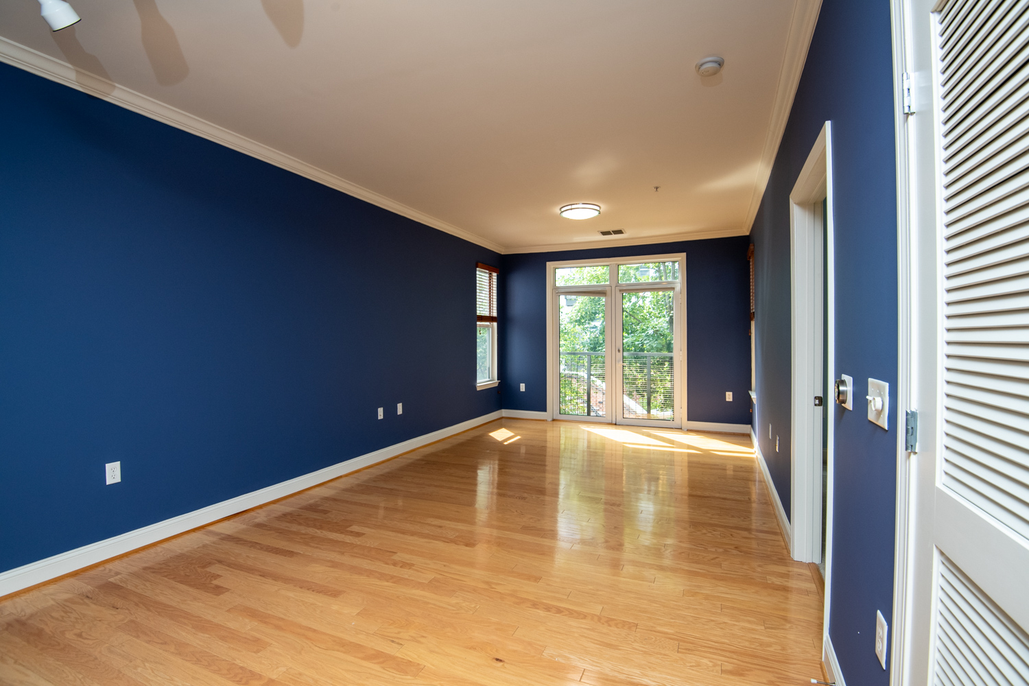 Washington Condo: 1391 Pennsylvania Ave SE