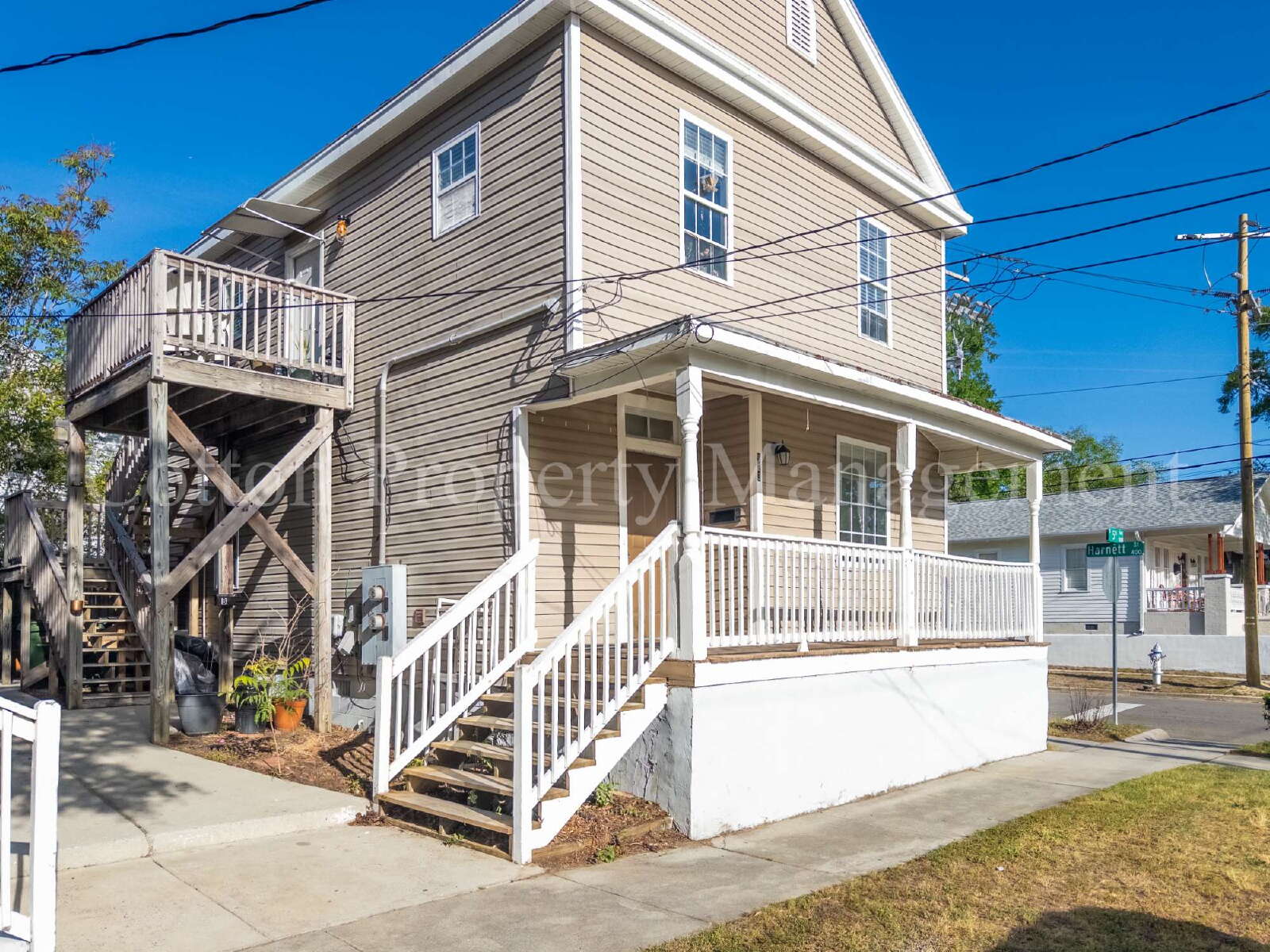 Wilmington Condo: 923 N 5th Avenue