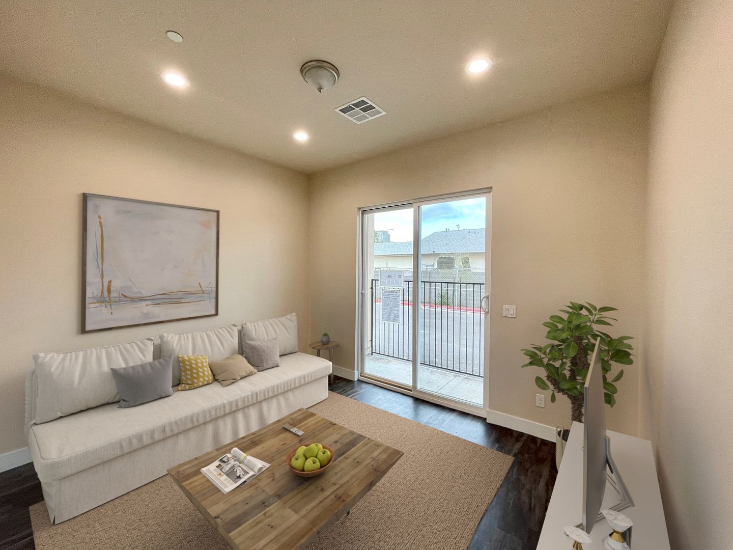 Mesa Condo: 150 S Horne