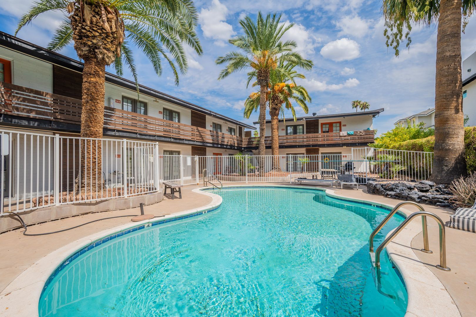 Phoenix Condo: 4025 N 40th St