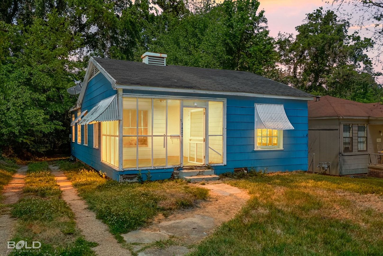 Shreveport House: 3420 Darien St