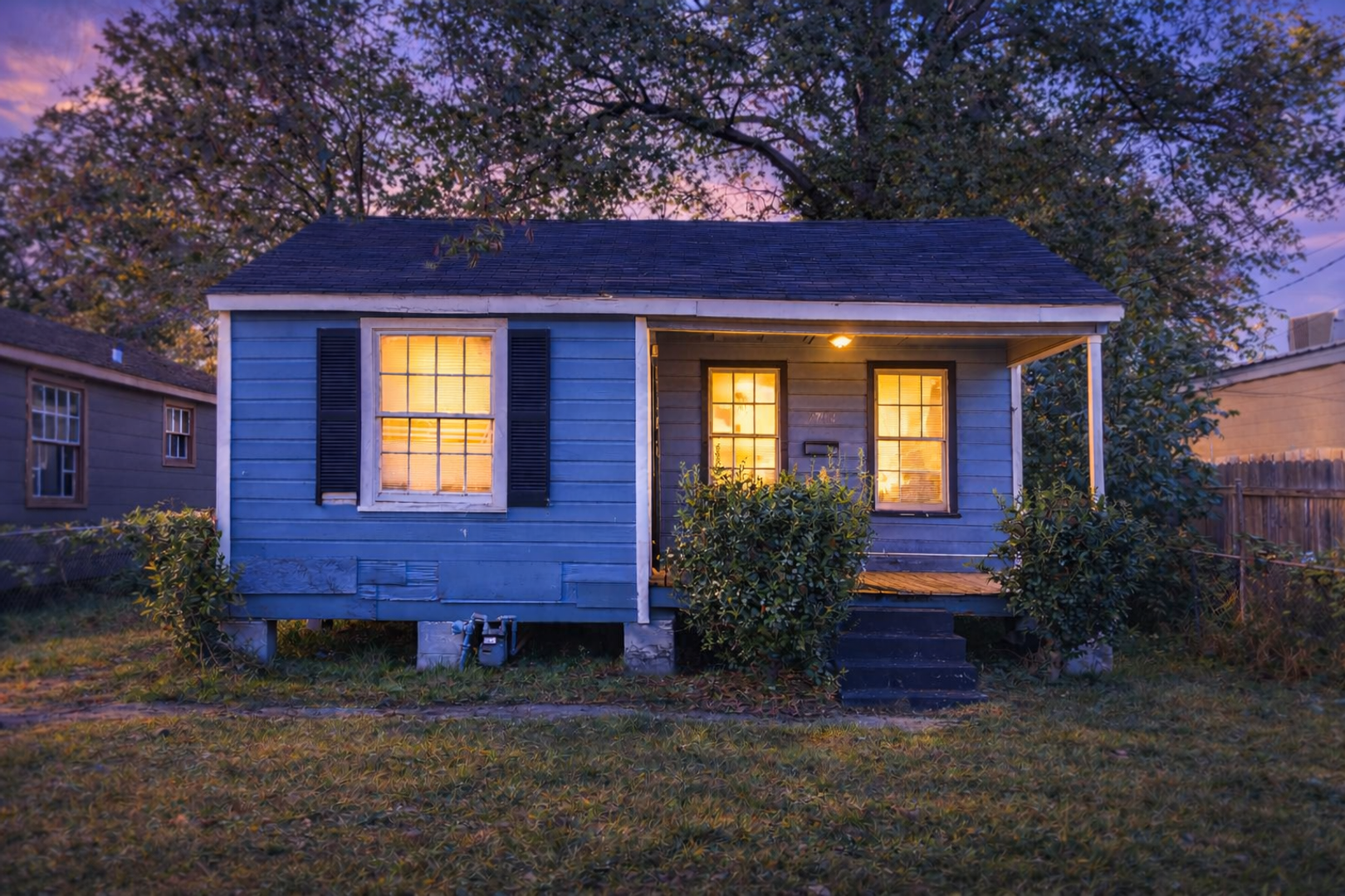 Shreveport House: 2714 Dupont St